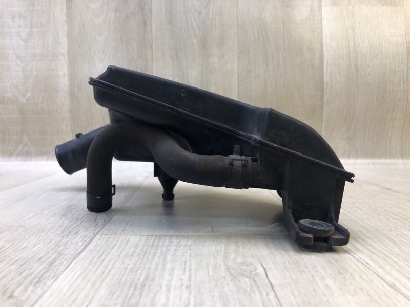 Резонатор воздушного фильтра ROGUE 08-15 2010 2.5 QR25DE