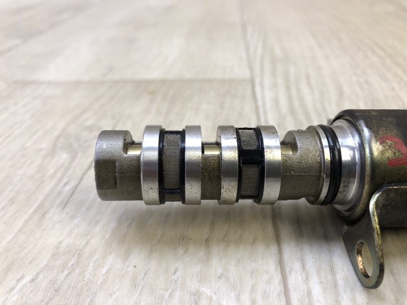 Клапан изменения фаз ГРМ левый FX S50 03-08 2005 3.5 VQ35DE