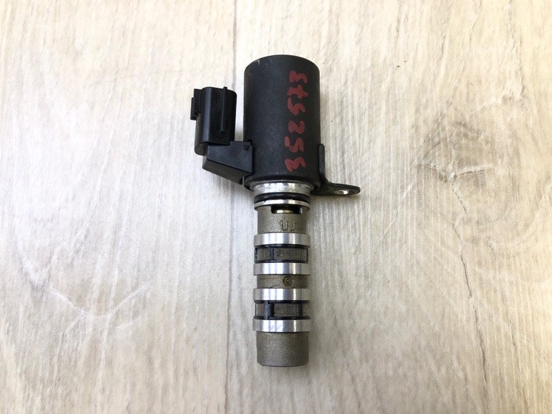 Клапан изменения фаз ГРМ правый INFINITI FX S50 03-08 2005 3.5 VQ35DE 23796-EA200 Б/У