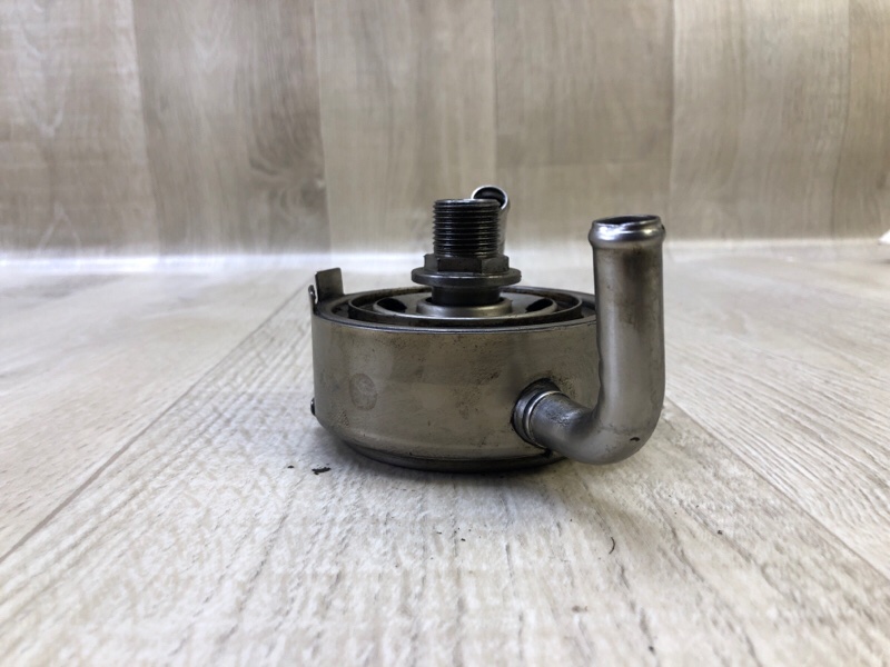 Теплообменник масляного фильтра FX S50 03-08 2005 3.5 VQ35DE