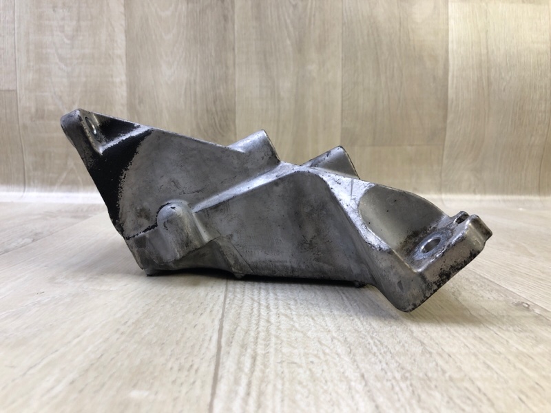 Кронштейн опоры двигателя левый INFINITI FX S50 03-08 3.5 VQ35DE