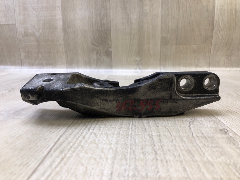 Кронштейн опоры двигателя INFINITI FX S50 03-08 2005 3.5 VQ35DE 11272-CG100 Б/У