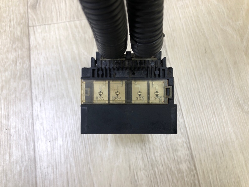 Клемма аккумулятора FX S50 03-08 2005 3.5 VQ35DE