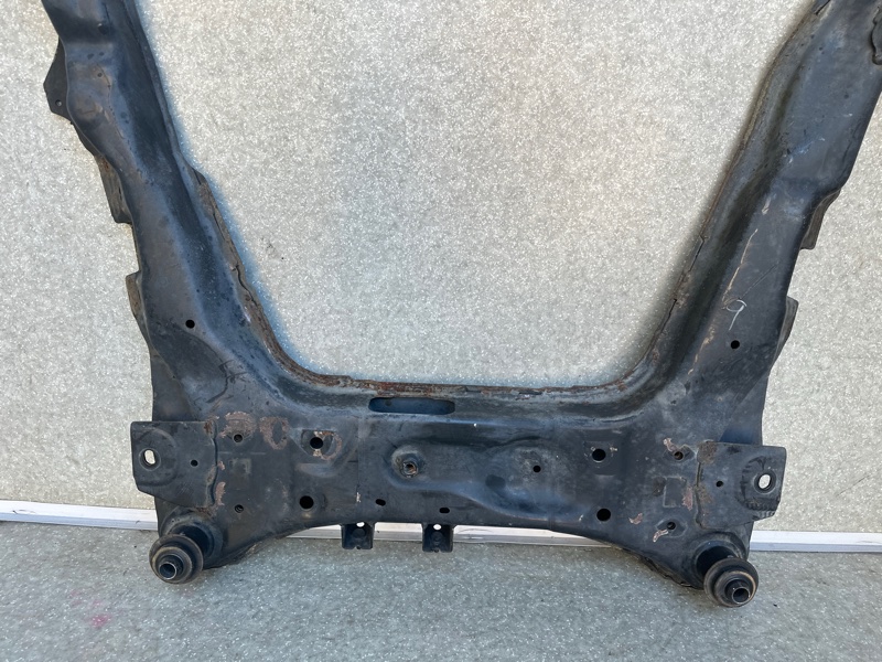 Балка передней подвески NISSAN X-TRAIL T31 07-14