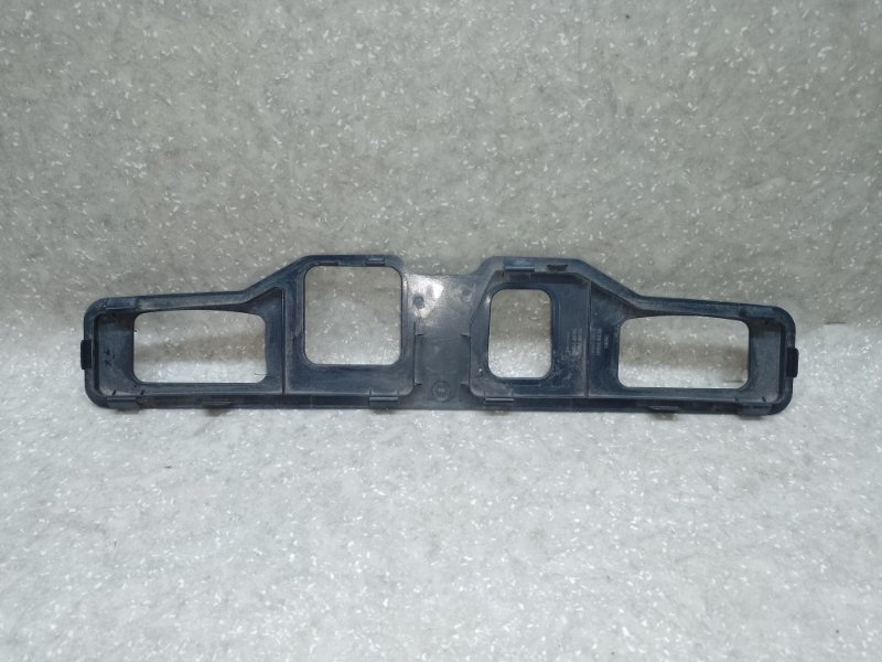 Панель подсветки номера X-TRAIL/ROGUE T32 13-20