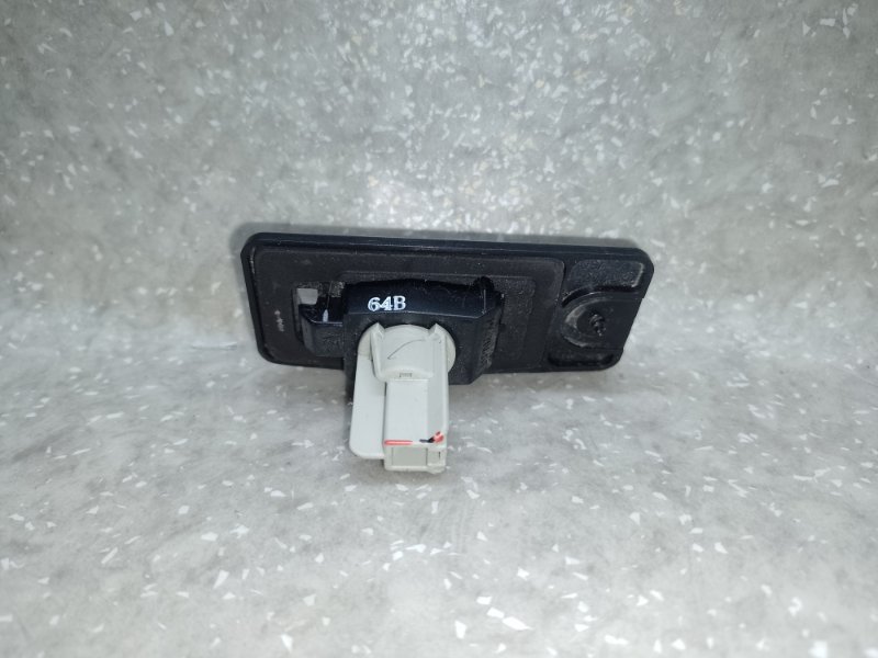 Подсветка номера X-TRAIL/ROGUE T32 13-20