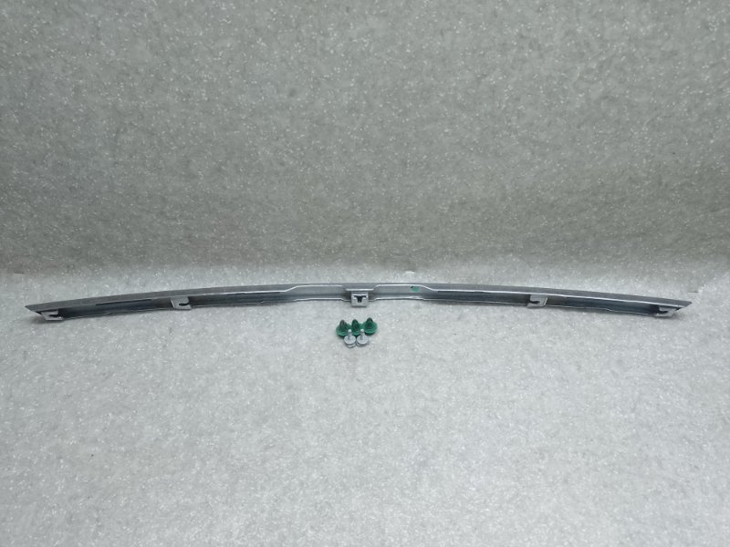 Накладка крышки багажника X-TRAIL/ROGUE T32 13-20