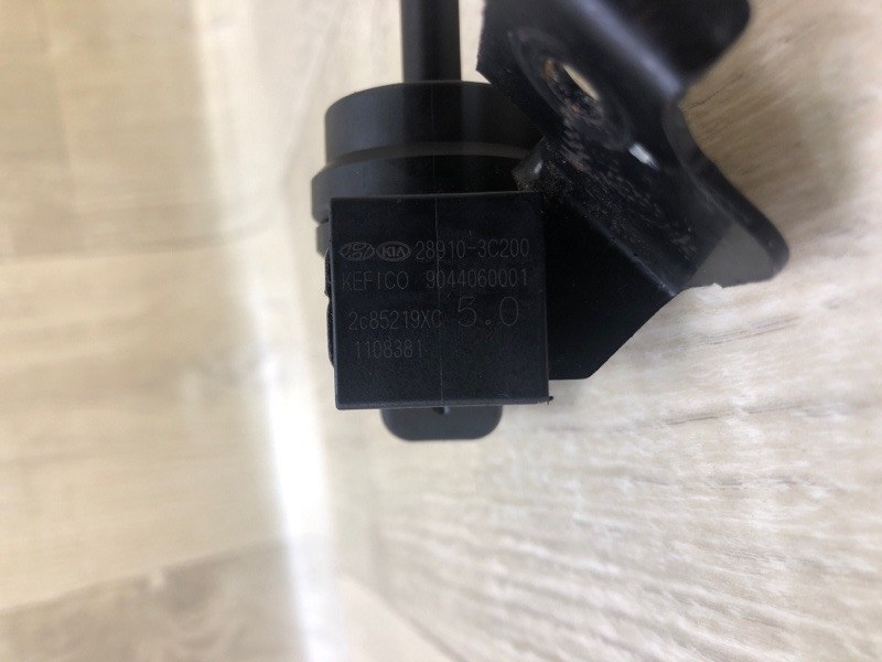 Клапан абсорбера ACCENT RB 10- 2015 ХЭТЧБЭК 1.6 G4FD