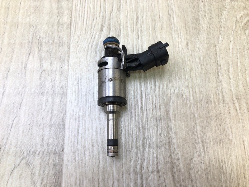 Форсунка топливная HYUNDAI ACCENT RB 10- 2015 ХЭТЧБЭК 1.6 G4FD 35310-2B130 Б/У