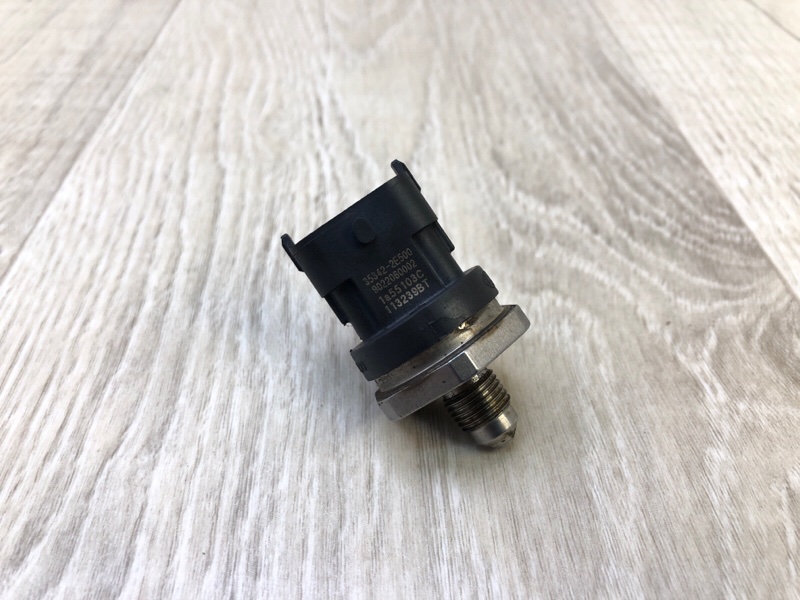 Датчик давления топлива HYUNDAI ACCENT RB 10- 2015 ХЭТЧБЭК 1.6 G4FD 35342-2B100 Б/У