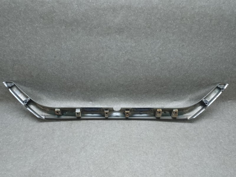 Панель подсветки номера TOYOTA CAMRY 55 14-17 Панель подсветки номера TOYOTA CAMRY 55 14-17