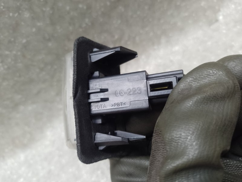 Подсветка номера CAMRY 55 14-17