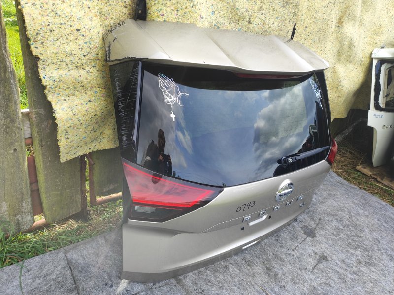 Крышка багажника X-TRAIL/ROGUE T33 20- 2021 2.5 PR25DD