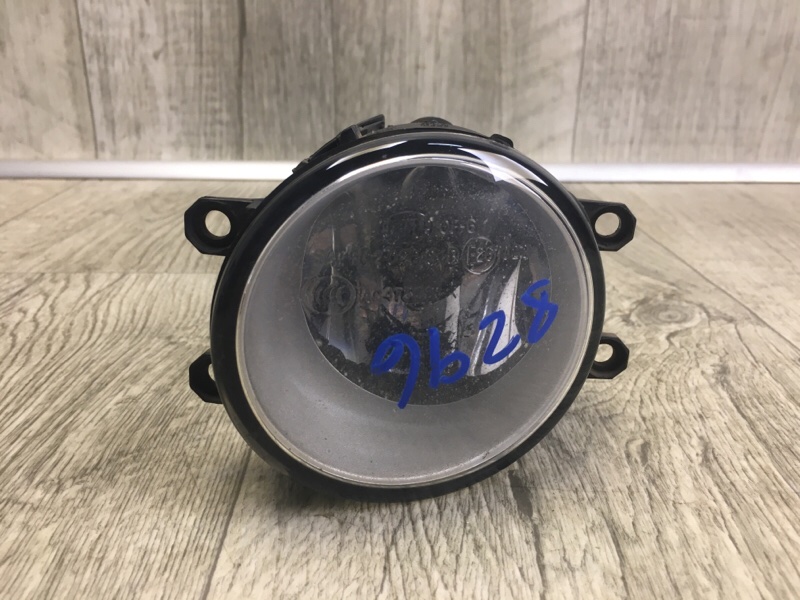 Противотуманная фара левая TOYOTA VENZA 09-16 2013 3.5 2GR-FE 81220-0T010 Б/У