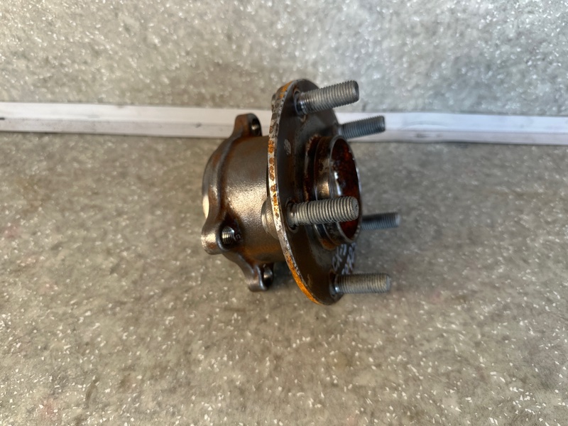 Ступица задняя CX-5 (KF) 16-21 Ступица задняя CX-5 (KF) 16-21