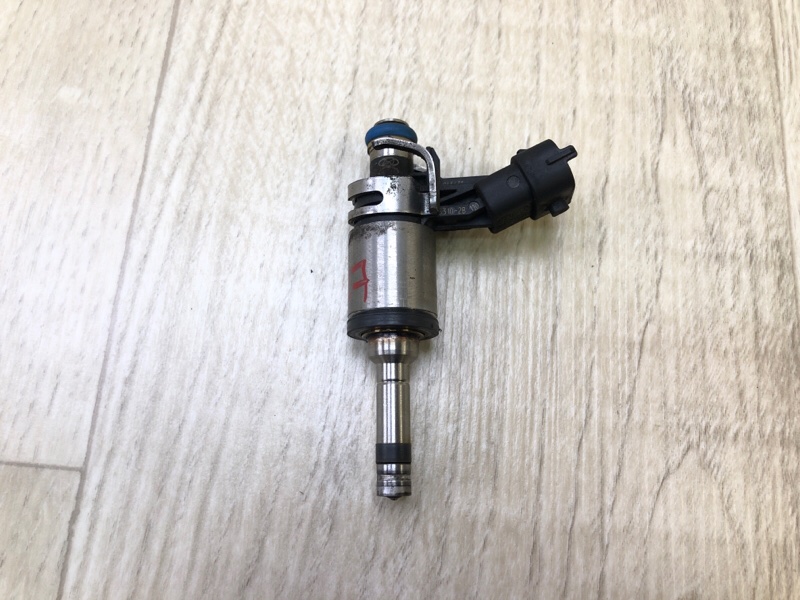 Форсунка топливная HYUNDAI ACCENT RB 10- 2013 ХЭТЧБЭК 1.6 G4FD 35310-2B130 Б/У