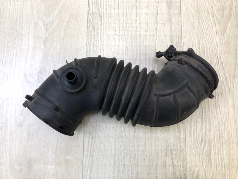 Патрубок воздушного фильтра HYUNDAI ACCENT RB 10- ХЭТЧБЭК 1.6 G4FD