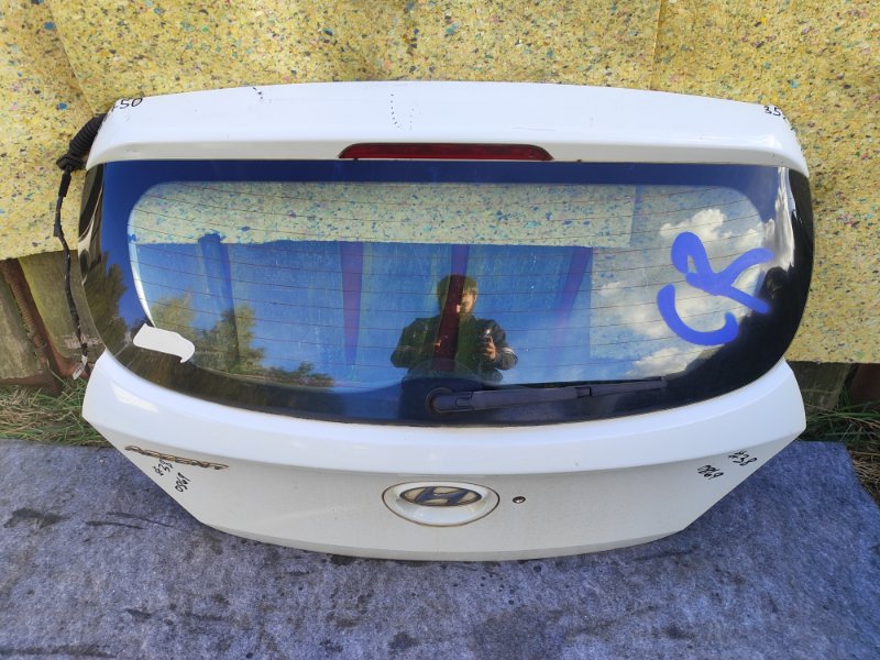 Крышка багажника HYUNDAI ACCENT RB 10- 73700-1R240 Б/У