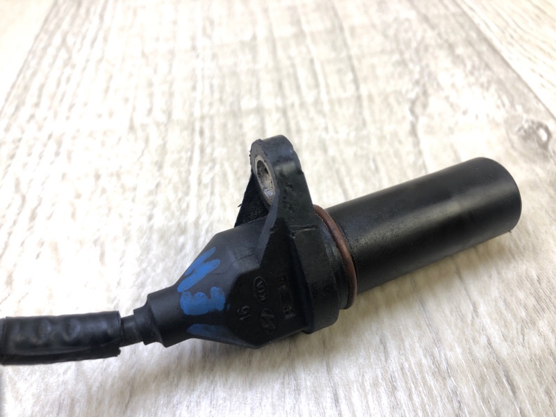 Датчик положения коленвала VELOSTER 11-18 2013 1.6 G4FD