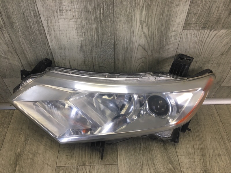 Фара левая QUEST S 11-17 2012 3.5 VQ35DE Фара левая QUEST S 11-17 2012 3.5 VQ35DE