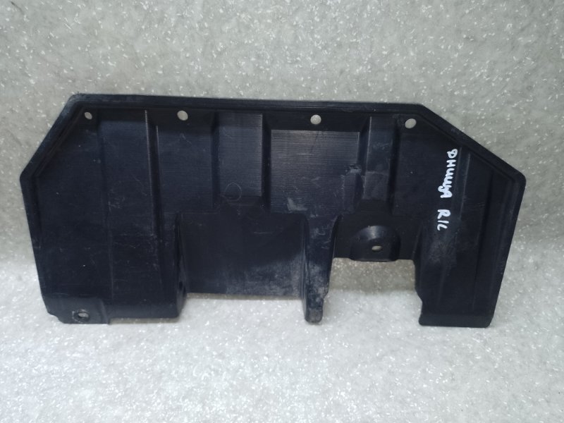 Защита днища задняя левая MITSUBISHI OUTLANDER XL 05-13 2007 3.0 6B31 5379A037 Б/У