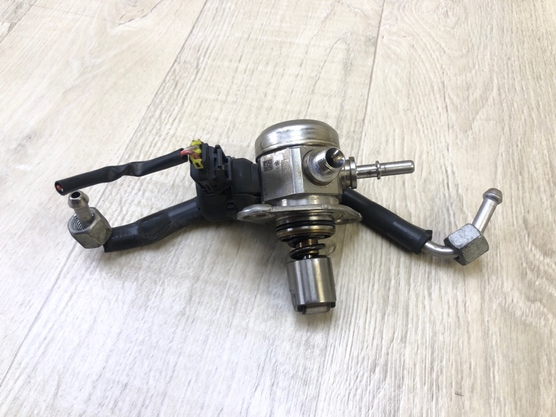 Тнвд (бензин) HYUNDAI VELOSTER 11-18 2013 1.6 G4FD 35320-2B140 Б/У