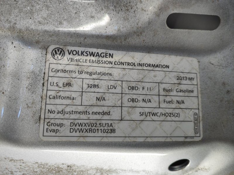 Капот JETTA USA 10-17