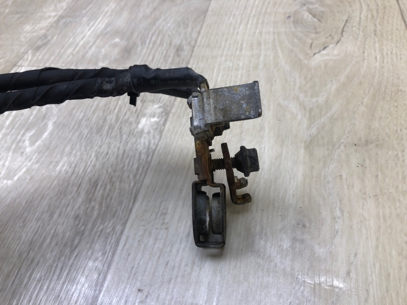 Клемма аккумулятора VELOSTER 11-18 2013 1.6 G4FD