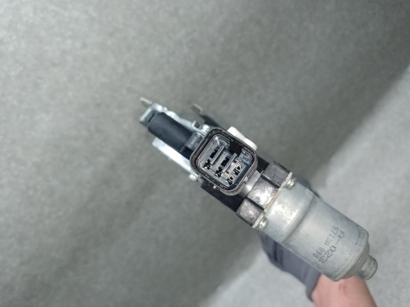 Стеклоподъемник передний правый MITSUBISHI OUTLANDER XL 05-13 3.0 6B31