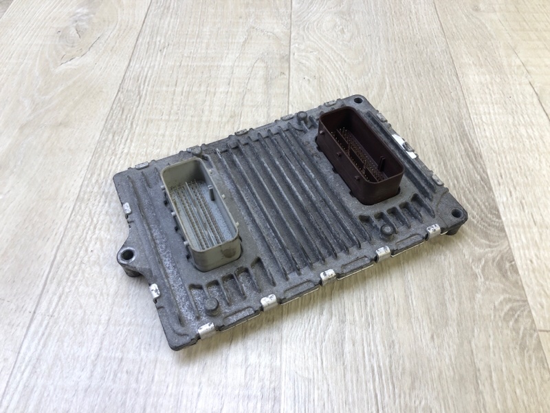 Запчасть блок управления двигателем JEEP COMPASS 06-16 2014 2.0 ECN 5150815AA Б/У Блок управления двигателем JEEP COMPASS 06-16 2014 2.0 ECN 5150815AA Б/У