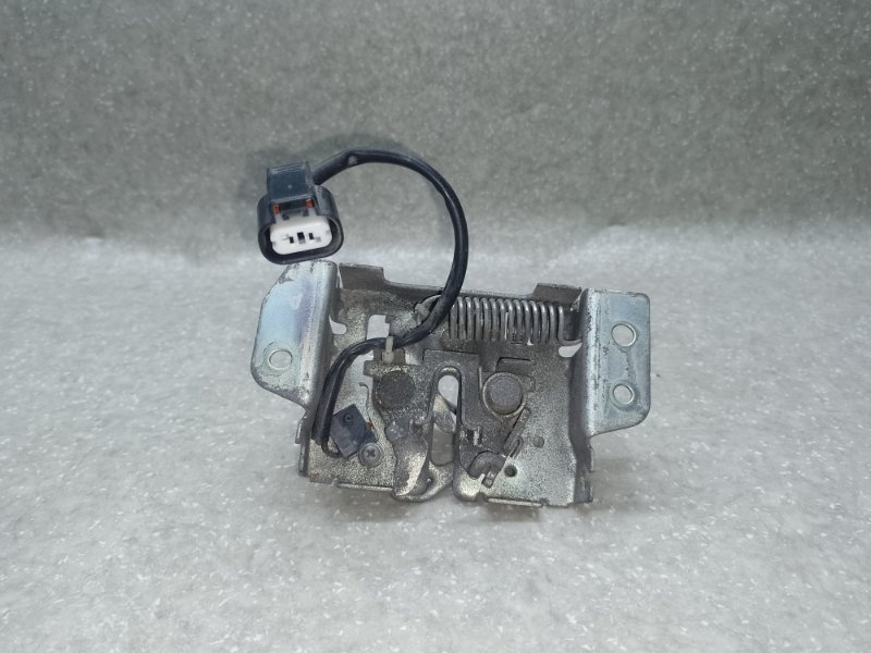 Замок капота OUTLANDER XL 05-13 2007 3.0 6B31