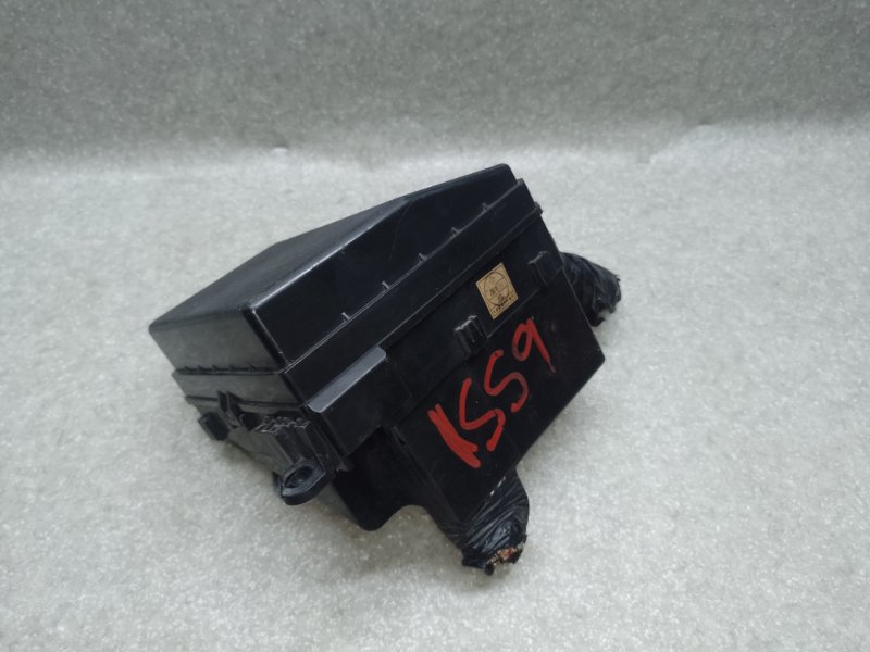 Блок предохранителей моторный отсек OUTLANDER XL 05-13 2007 3.0 6B31 Блок предохранителей моторный отсек OUTLANDER XL 05-13 2007 3.0 6B31