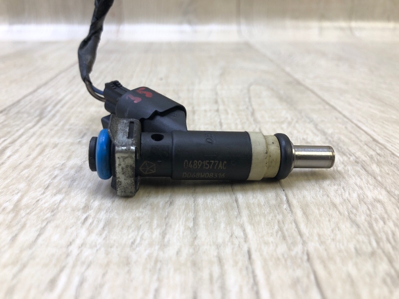 Форсунка топливная COMPASS 06-16 2014 2.0 ECN Форсунка топливная COMPASS 06-16 2014 2.0 ECN