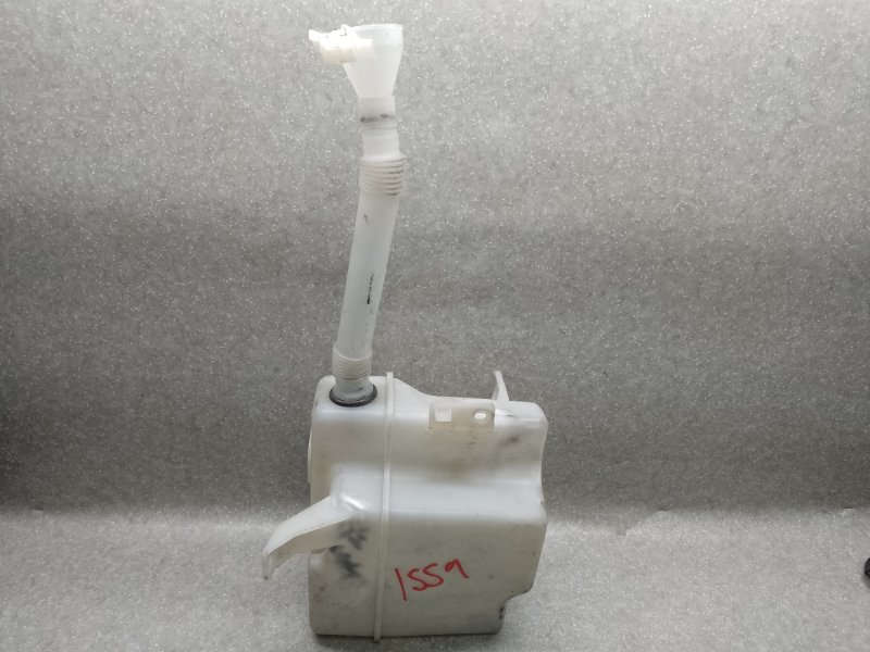 Запчасть бачок омывателя MITSUBISHI OUTLANDER XL 05-13 2007 3.0 6B31 8260A094 Б/У Бачок омывателя MITSUBISHI OUTLANDER XL 05-13 2007 3.0 6B31 8260A094 Б/У