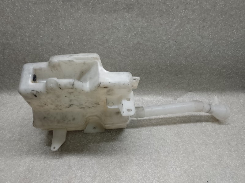 Бачок омывателя MITSUBISHI OUTLANDER XL 05-13 3.0 6B31 Бачок омывателя MITSUBISHI OUTLANDER XL 05-13 3.0 6B31