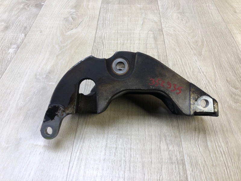 Кронштейн двигателя задний правый JOURNEY 08-20 2012 2.4 ED3