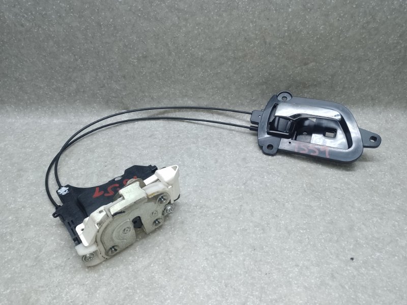 Замок двери задний правый MITSUBISHI OUTLANDER XL 05-13 2007 3.0 6B31 MN145876 Б/У