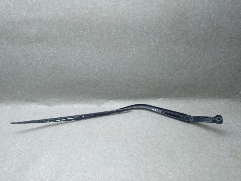 Поводок стеклоочистителя передний правый OUTLANDER XL 05-13 2007 3.0 6B31