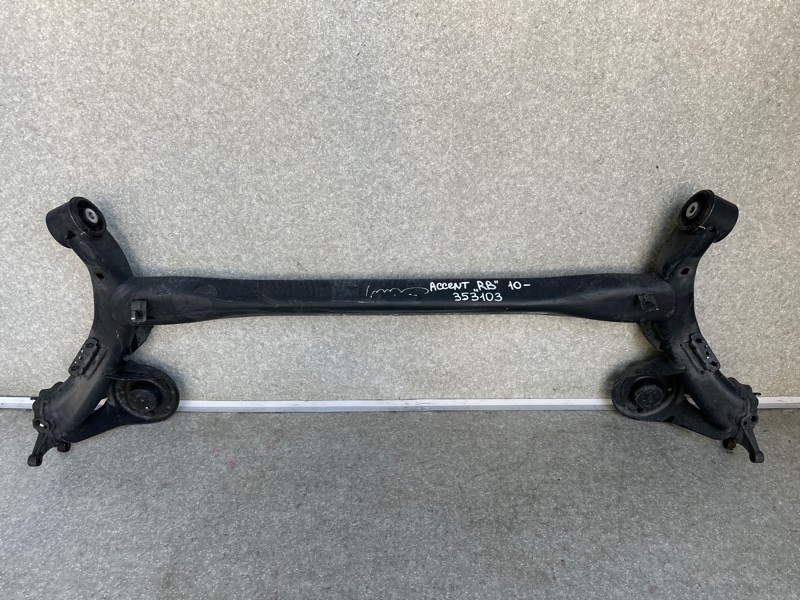 Балка задней подвески HYUNDAI ACCENT RB 10- 55100-1R100 Б/У