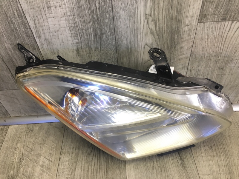Фара правая ROGUE 08-15 2010 2.5 QR25DE