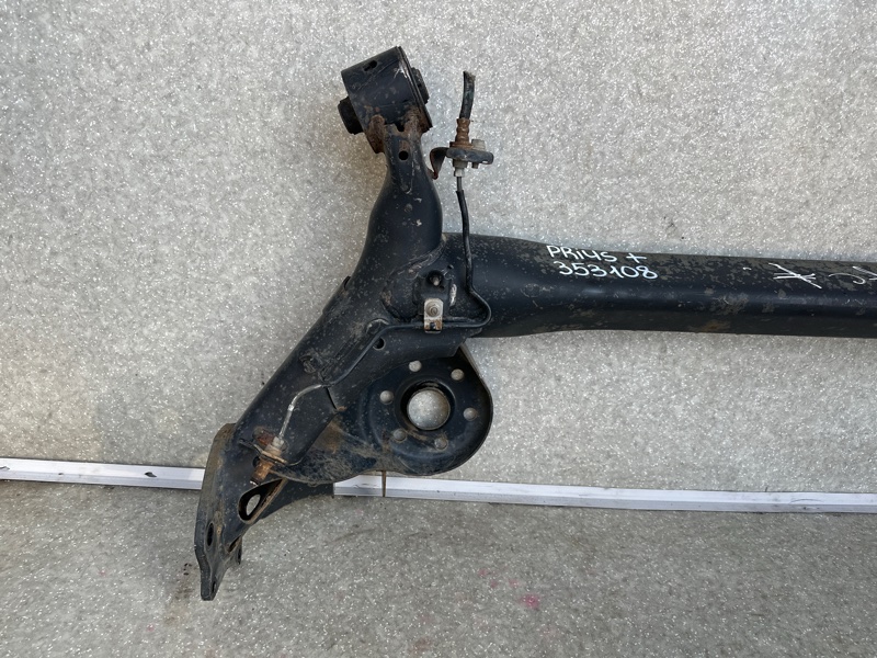 Балка задней подвески TOYOTA PRIUS PLUS 11-14 Балка задней подвески TOYOTA PRIUS PLUS 11-14