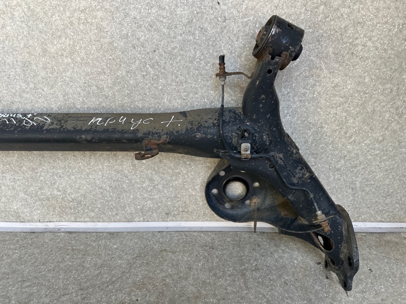 Балка задней подвески PRIUS PLUS 11-14 Балка задней подвески PRIUS PLUS 11-14