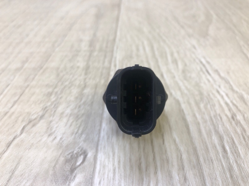 Датчик давления топлива ELANTRA GD 12-17 2014 ХЭТЧБЭК 2.0 G4NC