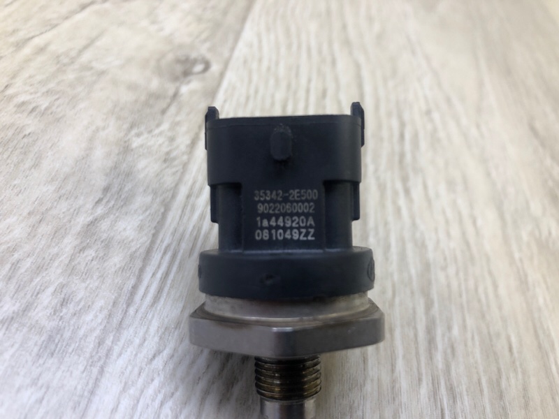 Датчик давления топлива ELANTRA GD 12-17 2014 ХЭТЧБЭК 2.0 G4NC