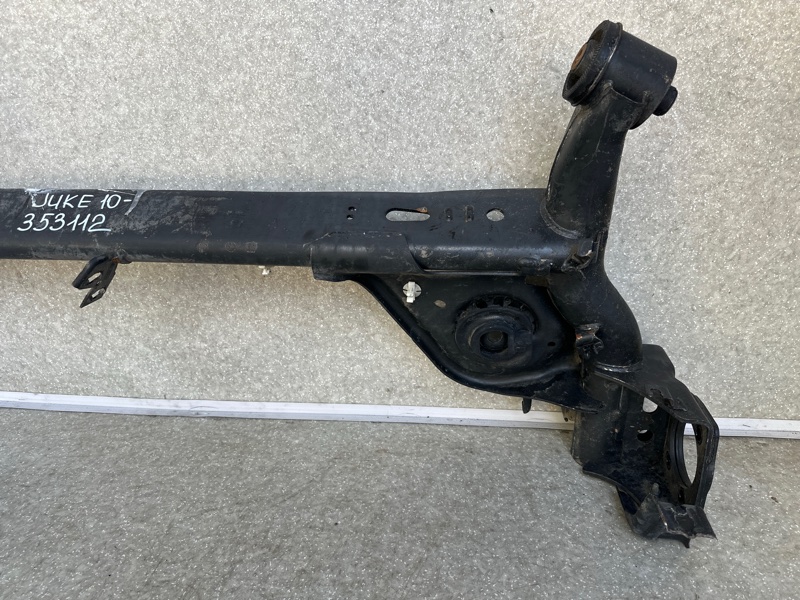 Балка задней подвески JUKE 10-19