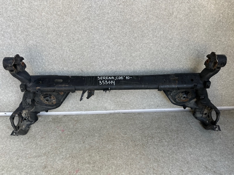 Балка задней подвески SERENA (C26) 10-16 Балка задней подвески SERENA (C26) 10-16