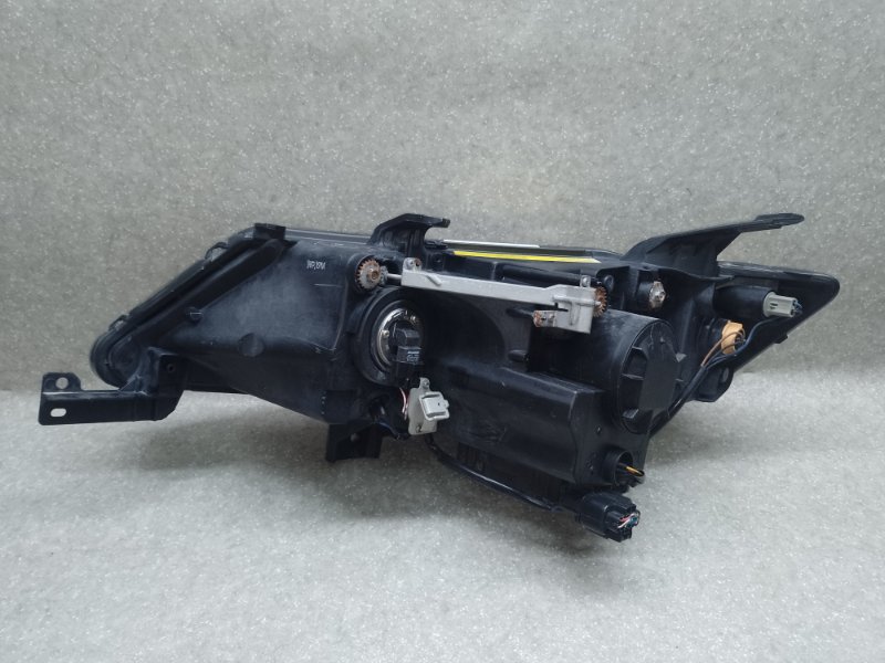 Фара правая OUTLANDER XL 05-13 2007 3.0 6B31 Фара правая OUTLANDER XL 05-13 2007 3.0 6B31