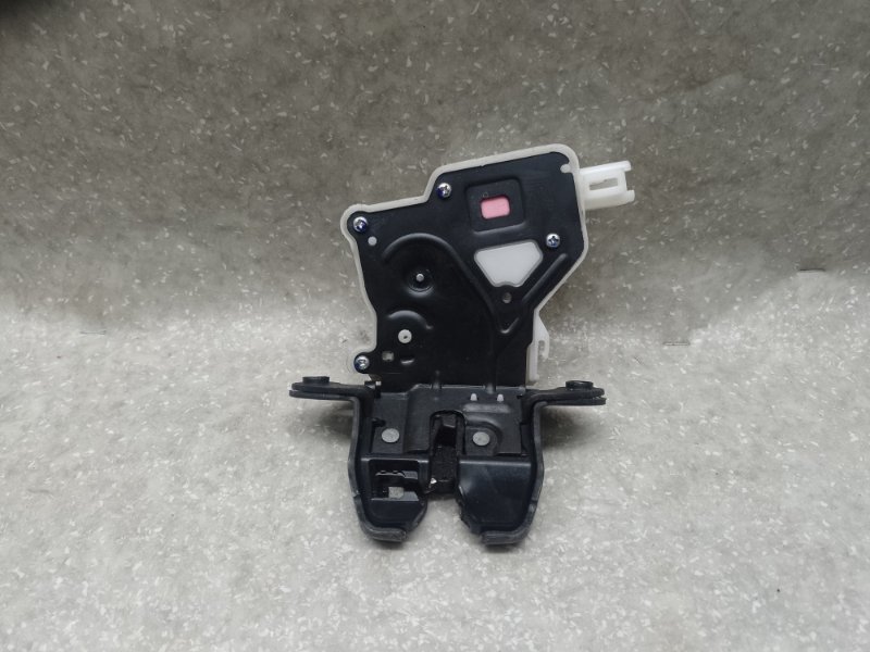 Замок крышки багажника NISSAN QASHQAI/ROGUE SPORT 14- 90502-4EA0B Б/У