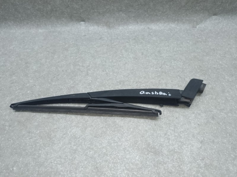 Поводок стеклоочистителя задний QASHQAI/ROGUE SPORT 14-