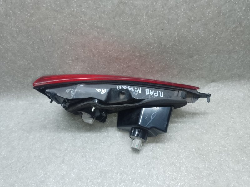 Фонарь внутренний правый QASHQAI/ROGUE SPORT 14-